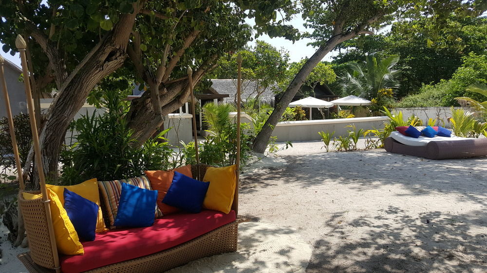 Tropical Village Fehendhoo Buitenkant foto